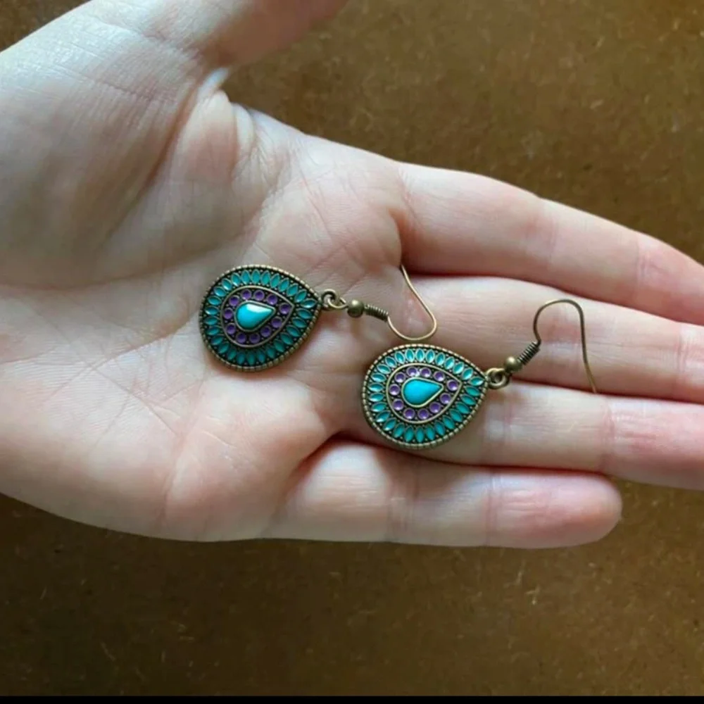 Fashion Jewelry beautiful teal